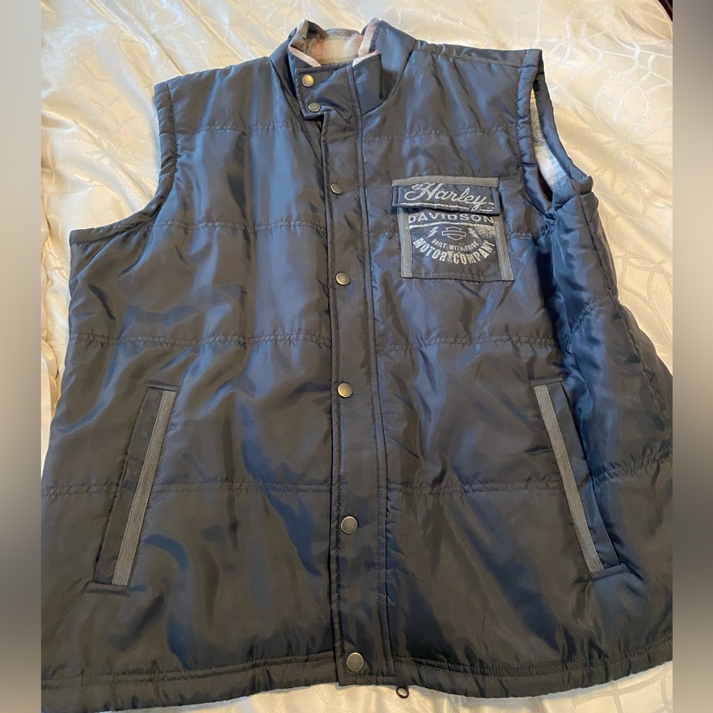 Harley-Davidson insulated vest.